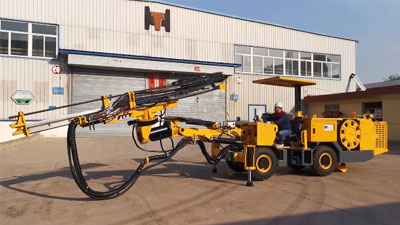 Jumbo de forage hydraulique HT82-S